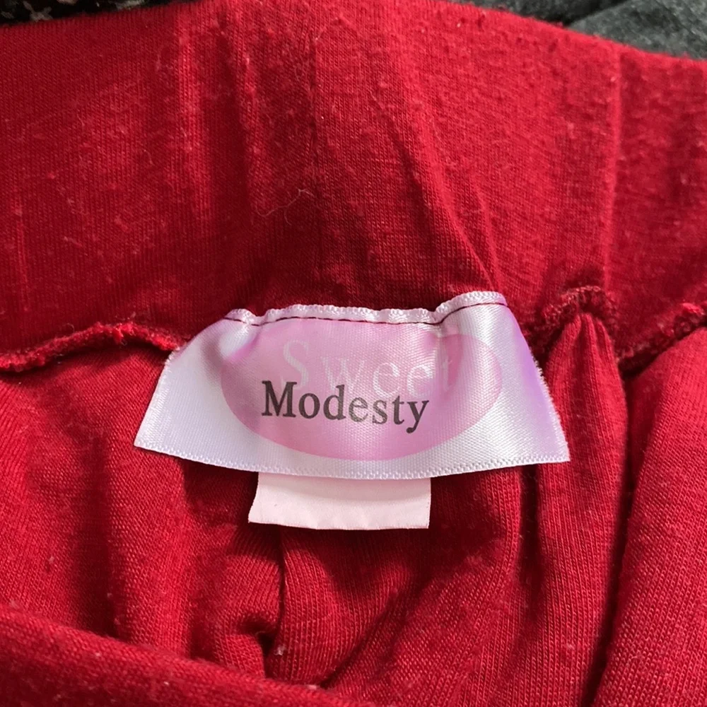 Sweet Modesty women’s red lace pencil skirt - Picture 3 of 6